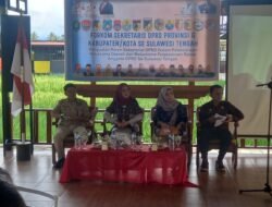 Gubernur Sulawesi Tengah di dampingi Pj. Bupati Parigi Moutong Membuka Rapat Forum Komunikasi Sekretaris DPRD (FORKOM) Provinsi dan Kabupaten/Kota.