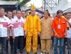 Ratusan Militansi Bakal Calon Bupati Parigi Moutong Erwin-Sahid Padati Iringan Mendaftar ke KPU