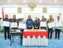 Sulawesi Tengah Luncurkan Program Beasiswa Kuliah Gratis, Gubernur Teken Kerja Sama dengan Perguruan Tinggi