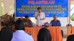 Bupati Parigi Moutong Lantik Dua Kepala Desa Antarwaktu, Dorong Penyelesaian Sengketa Lewat Mediasi