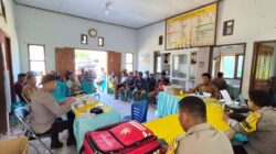 Polisi Gelar Pengobatan Gratis di Desa Pedalaman Kabupaten Tojo Una-Una, Layani Puluhan Warga