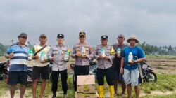 Polres Parigi Moutong Serahkan Bantuan Pestisida kepada Kelompok Tani Jagung Perkasa
